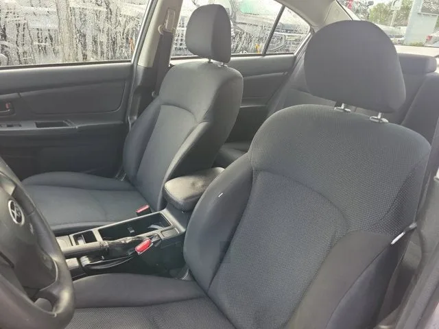 2012 Subaru Impreza Sedan 2.0i photo 20