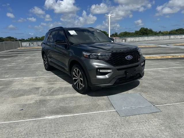 2020 Ford Explorer ST photo 17