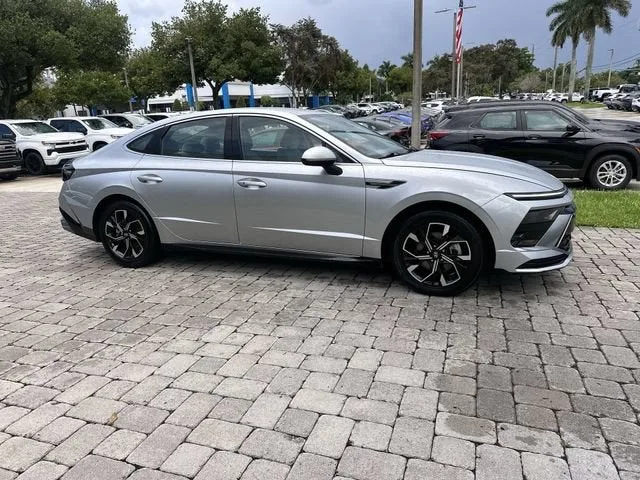 2024 Hyundai Sonata SEL photo 15