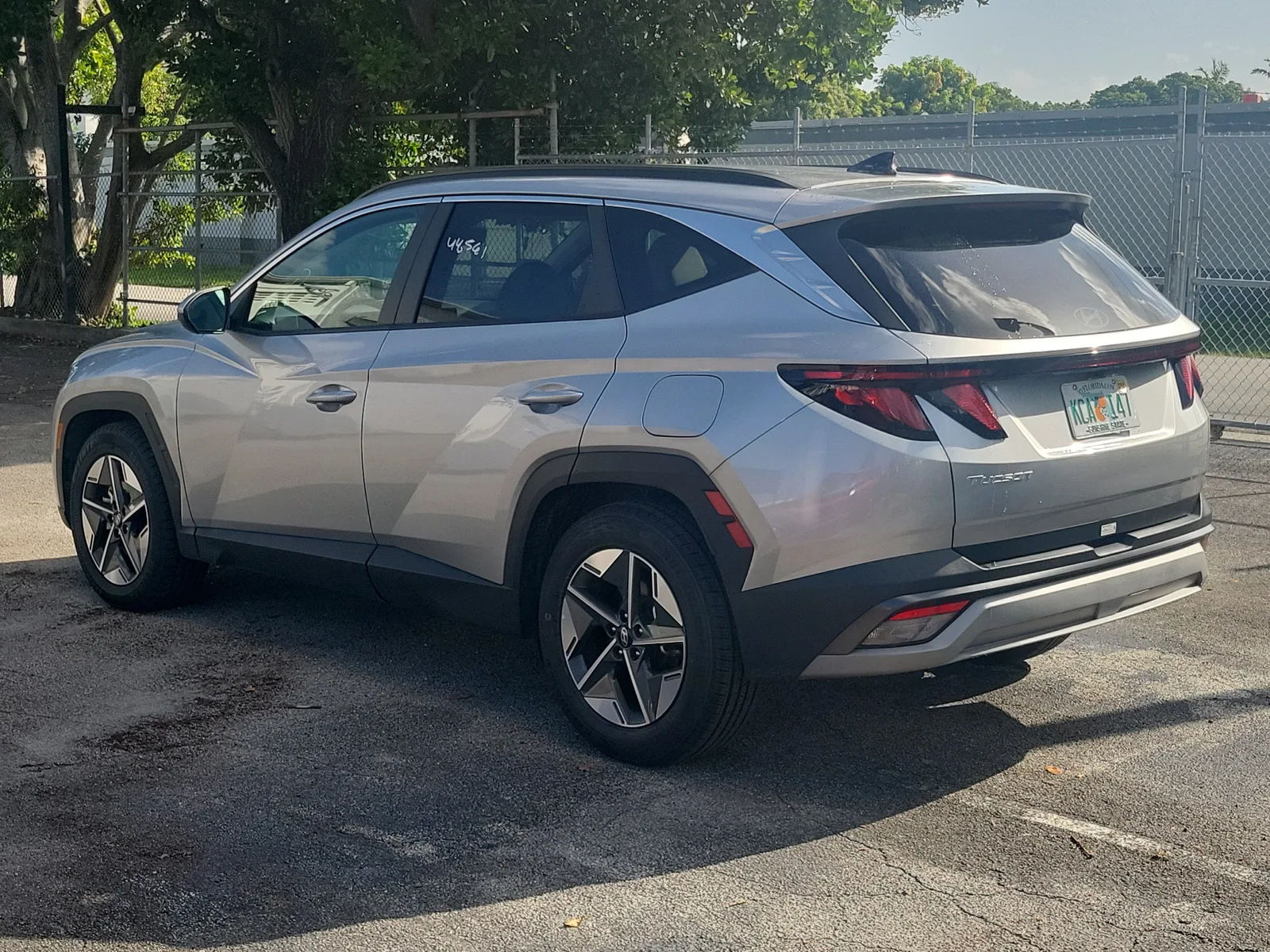 2025 Hyundai Tucson SEL photo 3