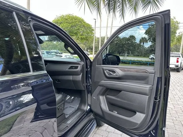 2024 Chevrolet Tahoe LT photo 23