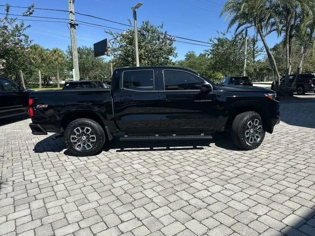 2024 Chevrolet Colorado Z71 photo 36