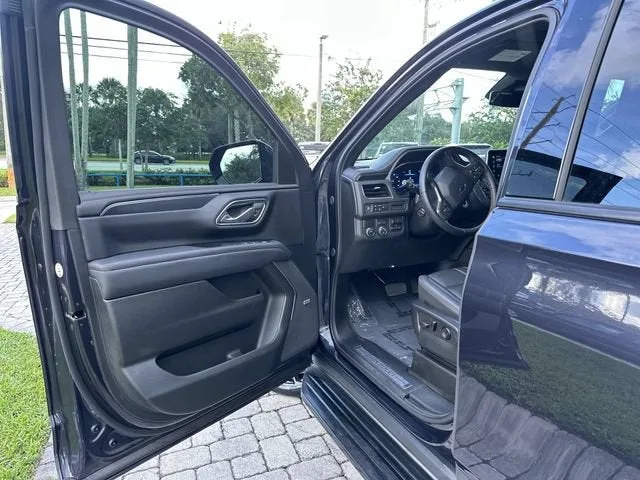2024 Chevrolet Tahoe RST photo 21