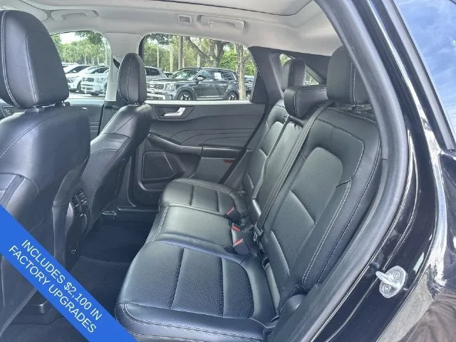 2021 Ford Escape Titanium photo 27