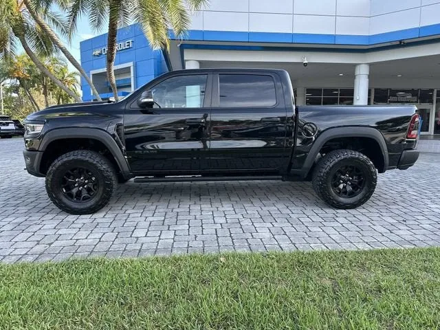 2022 RAM 1500 TRX photo 32