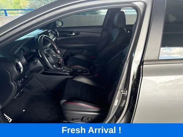 2022 Kia Forte GT photo 2