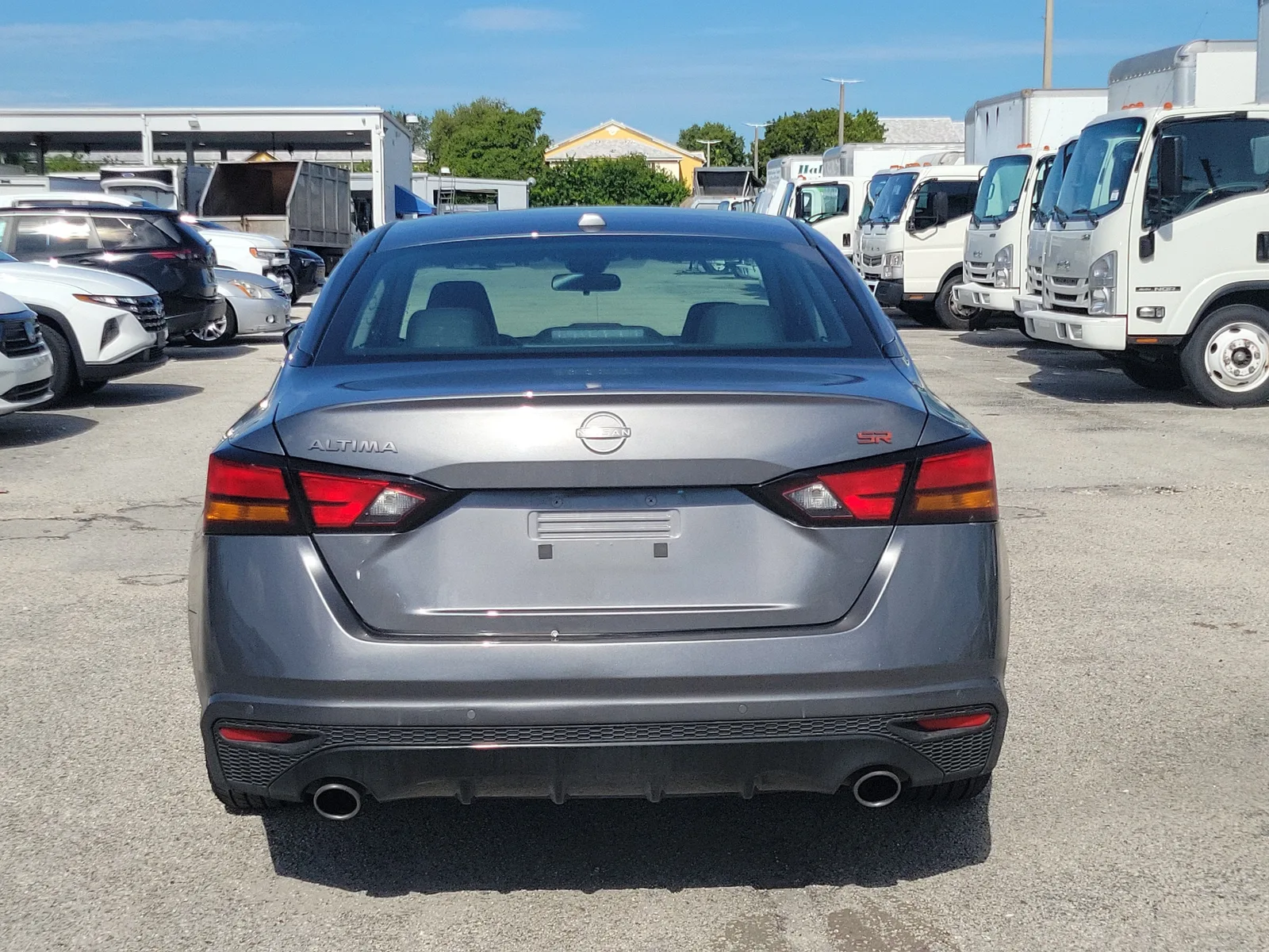 2024 Nissan Altima 2.5 SR photo 4