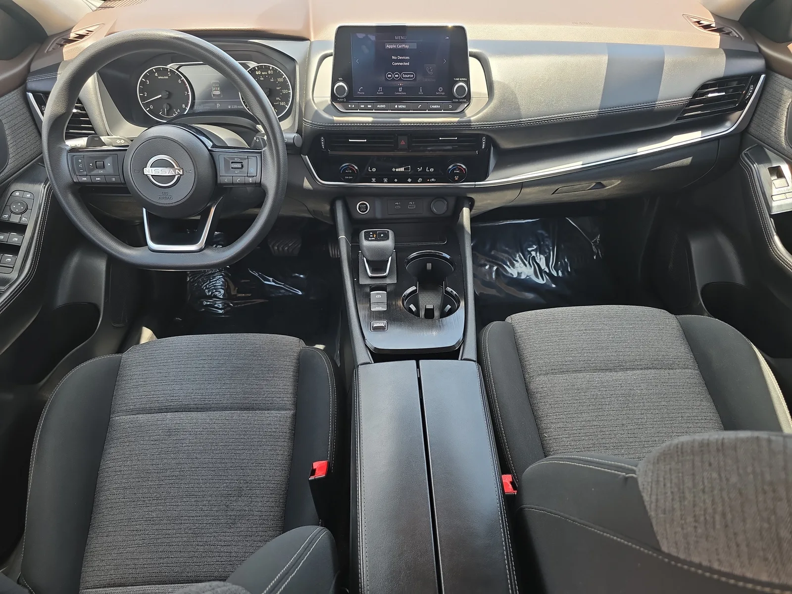 2023 Nissan Rogue SV photo 17