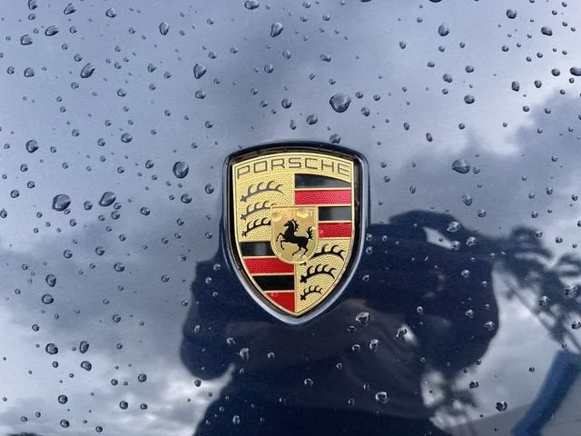 2023 Porsche Macan S photo 10