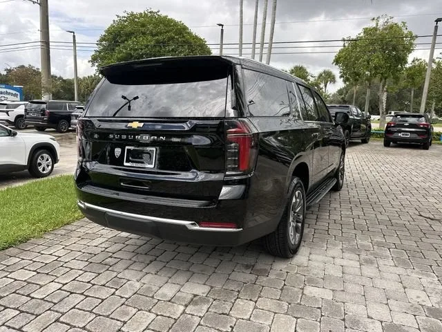 2026 Chevrolet Suburban LS photo 36