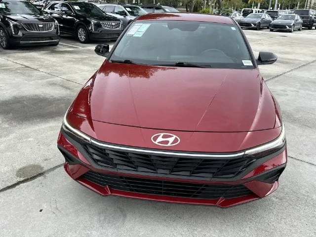 2025 Hyundai Elantra SEL Sport photo 40