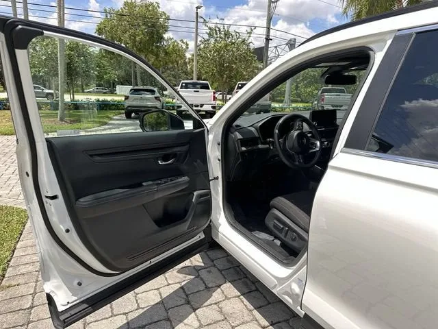 2024 Honda CR-V Hybrid Sport photo 22