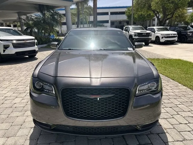2023 Chrysler 300 300S photo 18