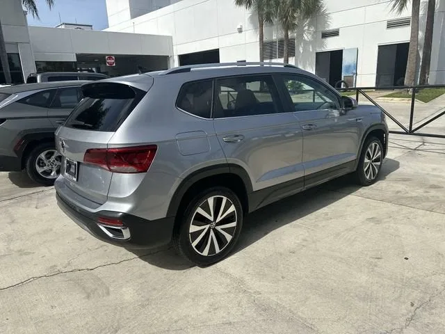 2024 Volkswagen Taos SE photo 31