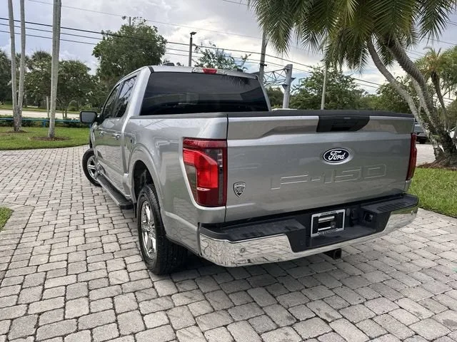 2025 Ford F-150 XLT photo 12