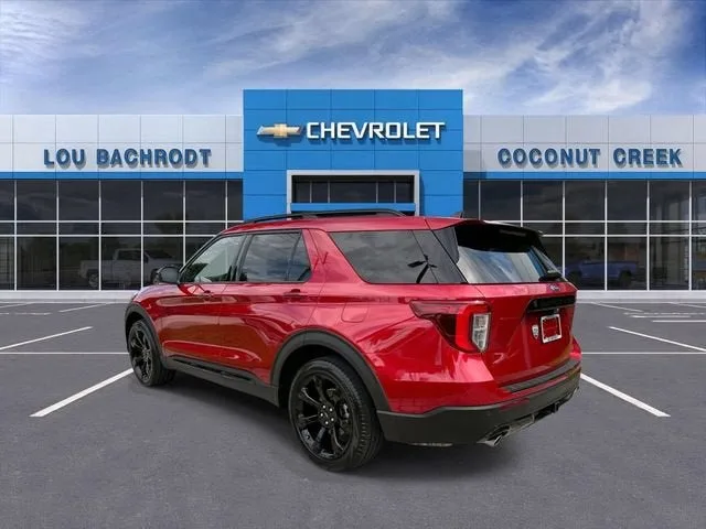 2023 Ford Explorer ST-Line photo 6