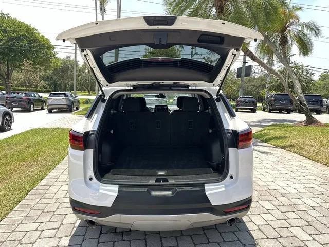 2023 Chevrolet Blazer 2LT photo 28