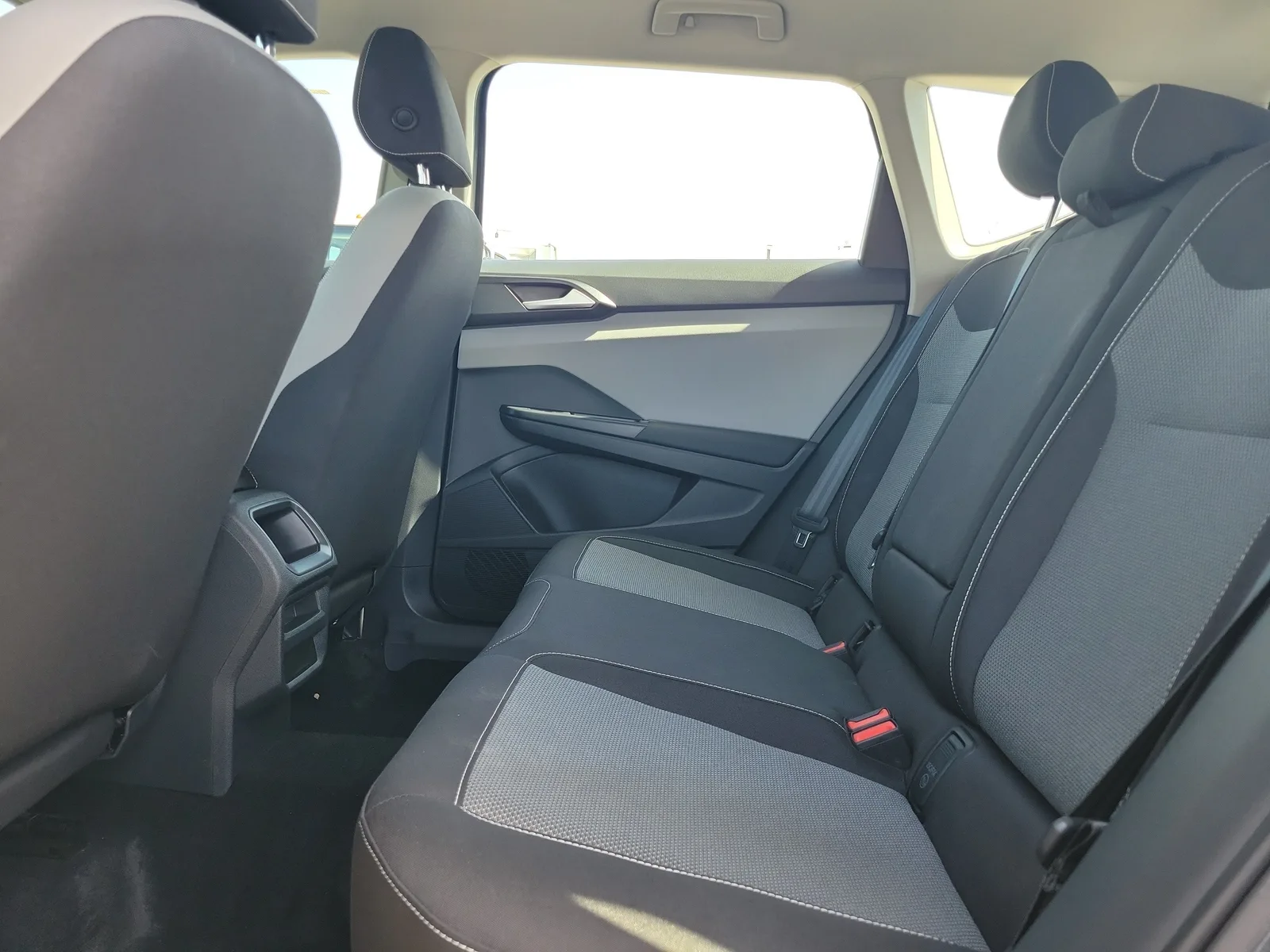 2023 Volkswagen Taos S photo 14
