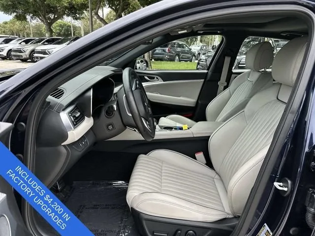 2023 Genesis G70 2.0T photo 30