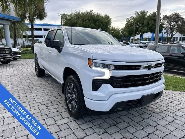 2023 Chevrolet Silverado 1500 RST photo 17