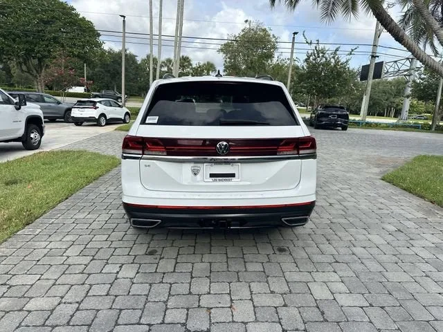 2024 Volkswagen Atlas 2.0T SE w/Technology photo 36