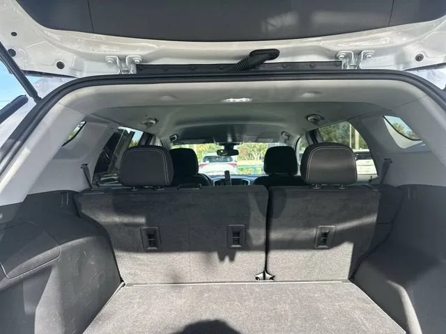 2024 GMC Terrain SLE photo 20