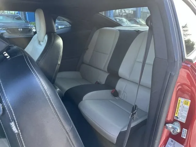 2015 Chevrolet Camaro LT photo 27