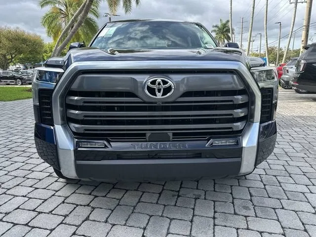 2022 Toyota Tundra 4WD Limited photo 20