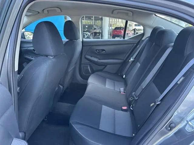 2025 Nissan Sentra SV photo 27