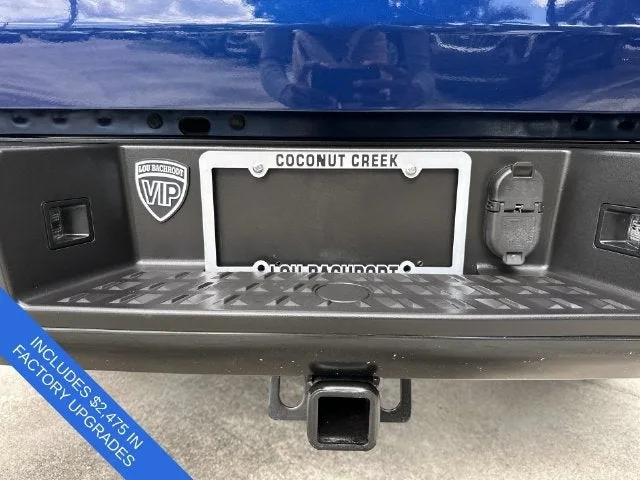 2021 Nissan Titan PRO-4X photo 12