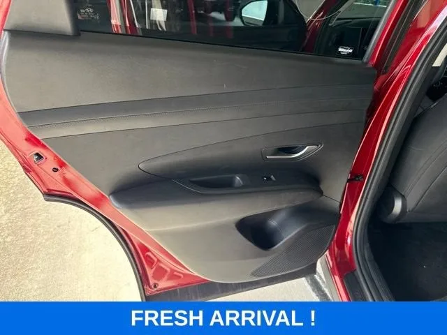 2025 Hyundai Tucson SEL photo 12