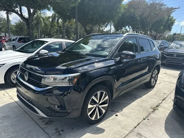 2024 Volkswagen Taos SE photo 28