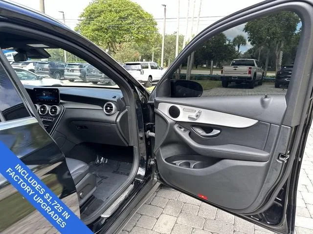 2022 Mercedes-Benz GLC GLC 300 photo 23
