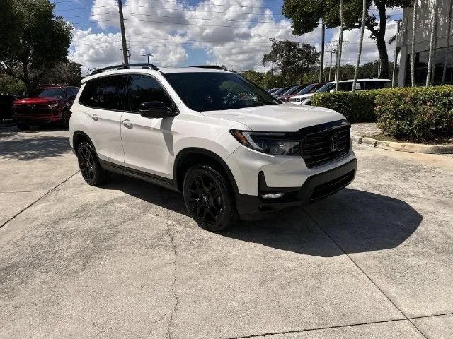 2024 Honda Passport Black Edition photo 16