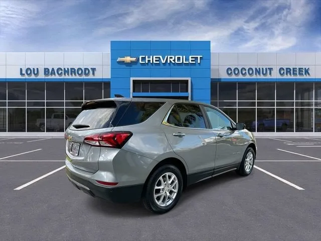 2024 Chevrolet Equinox LT photo 8
