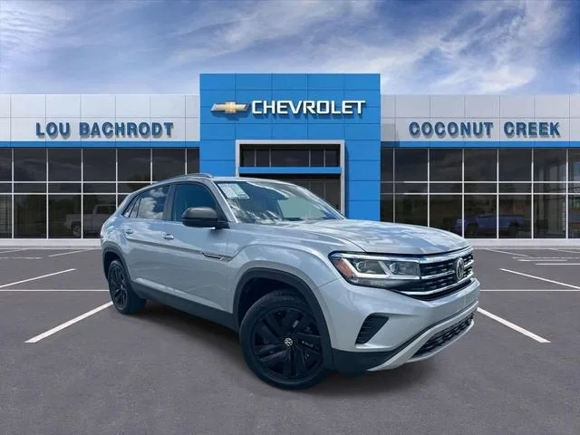 2022 Volkswagen Atlas Cross Sport 2.0T SE w/Technology photo 5