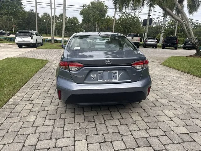 2024 Toyota Corolla LE photo 34