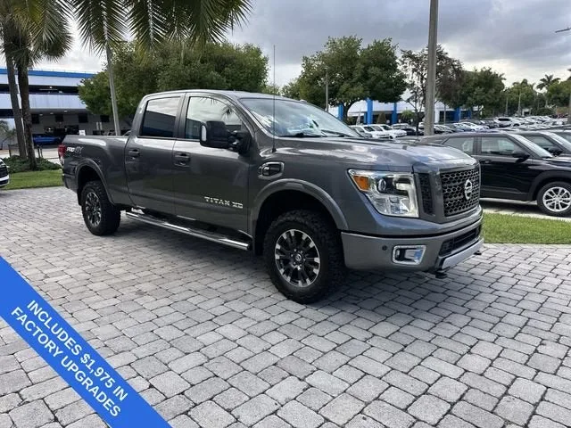 2019 Nissan Titan XD PRO-4X photo 16