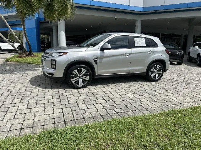 2025 Mitsubishi Outlander Sport S photo 31