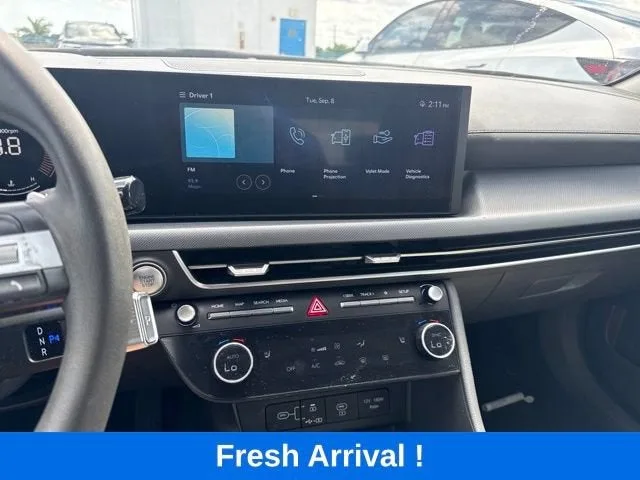 2025 Hyundai Sonata SEL photo 7