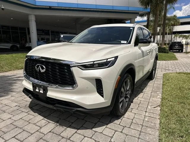 2023 INFINITI QX60 LUXE photo 20