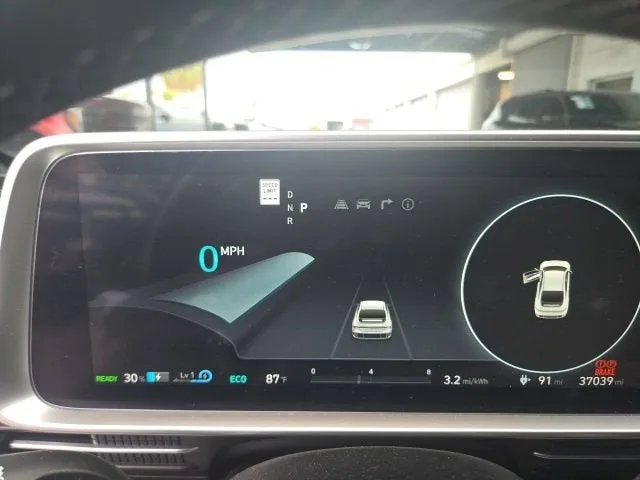 2023 Hyundai IONIQ 6 SEL photo 9