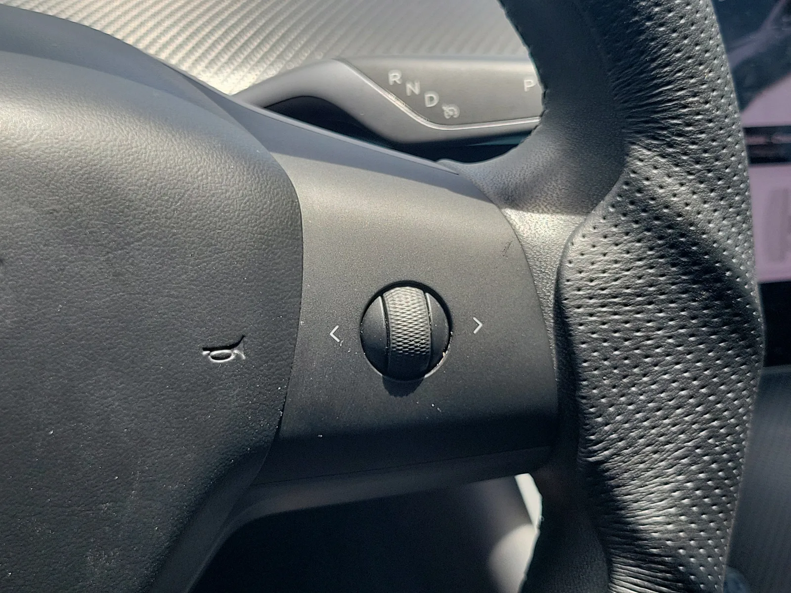 2020 Tesla Model 3 Standard Range Plus photo 26