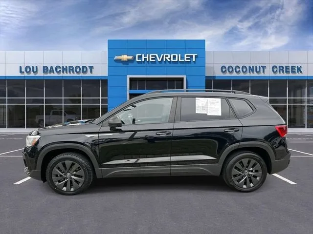 2022 Volkswagen Taos S photo 5