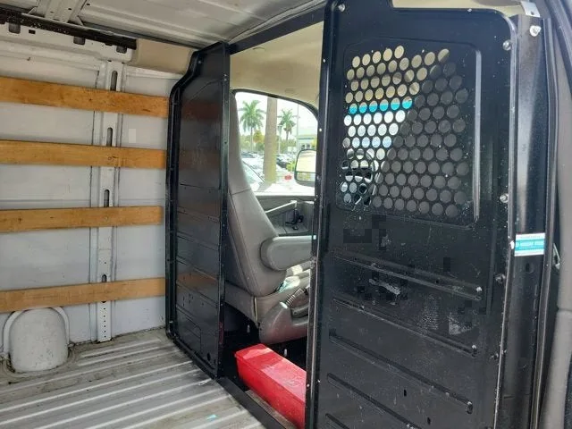 2020 GMC Savana Cargo 2500 RWD 2500 135" photo 14