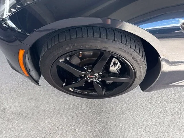 2015 Chevrolet Corvette Stingray 2LT photo 18