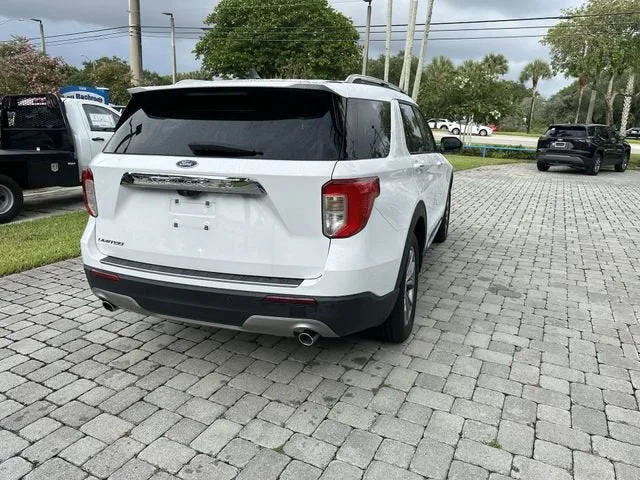 2023 Ford Explorer Limited photo 35