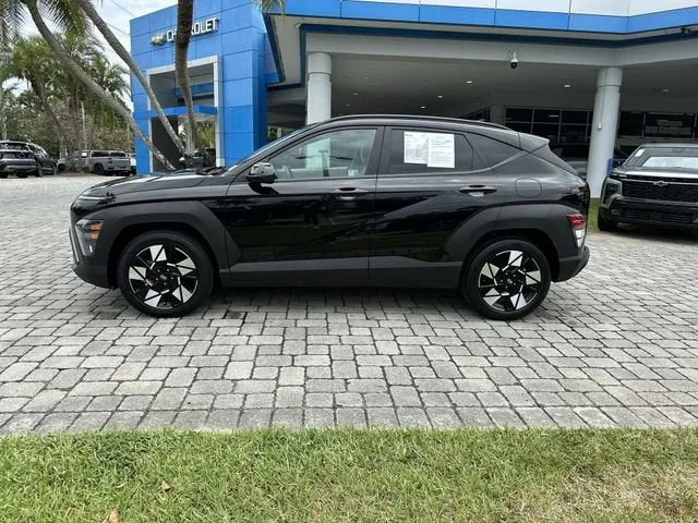 2025 Hyundai Kona SEL photo 31