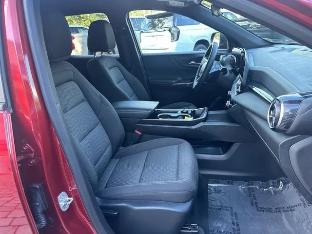 2026 Chevrolet Equinox LT photo 27