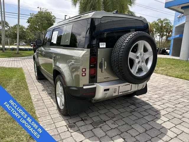 2020 Land Rover Defender HSE photo 34